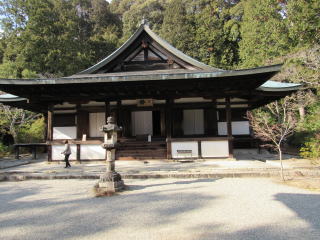 円成寺の金堂