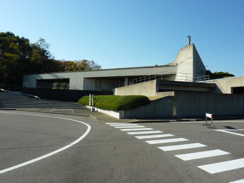 鞍ヶ池　トヨタ記念館